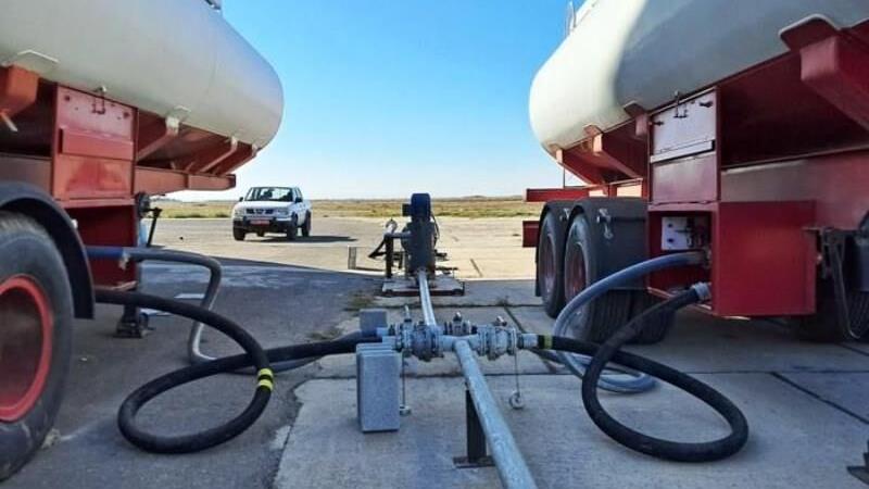 جایگاه سوخت فرودگاه پارسآباد در حال تکمیل است