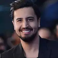 سلفی آسانسوری مهرداد صدیقیان جلب توجه کرد