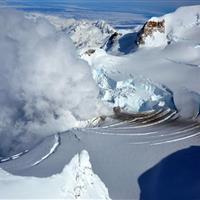 سقوط بهمن در شمال ایتالیا جان ۵ کوهنورد آلمانی را گرفت