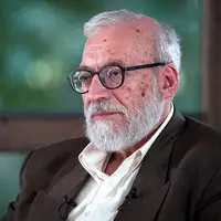 لاریجانی: ایران به هر ننه قمری اجازه دخالت در اصول هسته ای و موشکی را نمی‌دهد