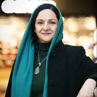 گلاب آدینه راوی «شب شاهنامه» شد