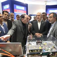 نمایش توانمندیهای فناورانه پژوهشکده مواد نوین سرامیکی یزد؛ از ژنوم مواد تا نانوحبابها