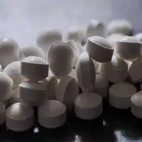 کشف محموله قرص متادون از معده یک مسافر خارجی در فرودگاه