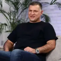 شباهت عجیب علی دایی و تام هاردی سوژه شد!