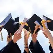 جشن فارغ‌التحصیلی متفاوت دختران عراقی در حرم حضرت ابوالفضل(ع)