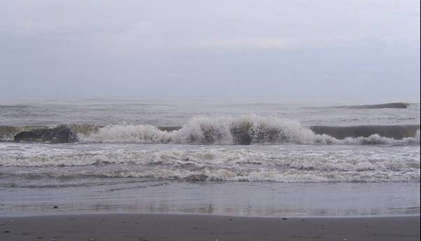 صدور هشدار دریایی برای ساحلنشینان جنوب استان