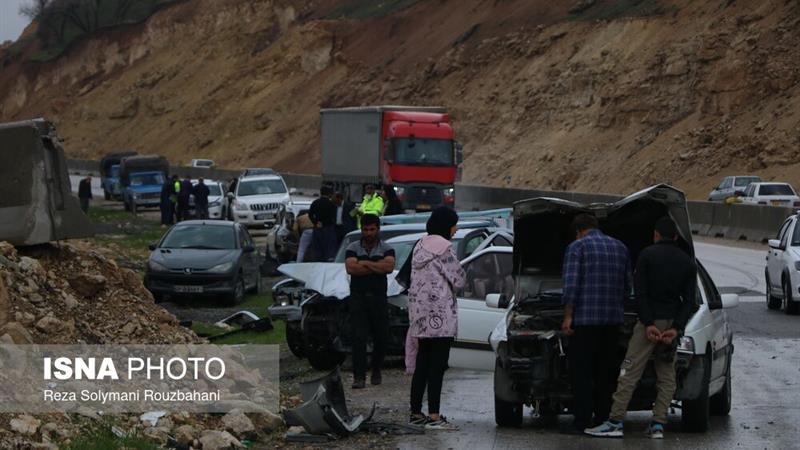 واژگونی خودرو مرگ سرنشین خدابنده‌ای را درپی داشت