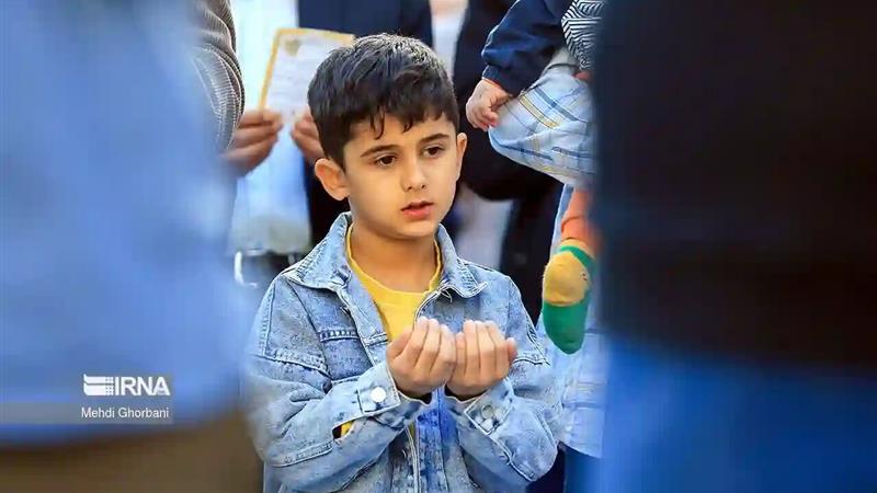 نماز مهمترین نقش را در خود کنترلی فرزندان دارد