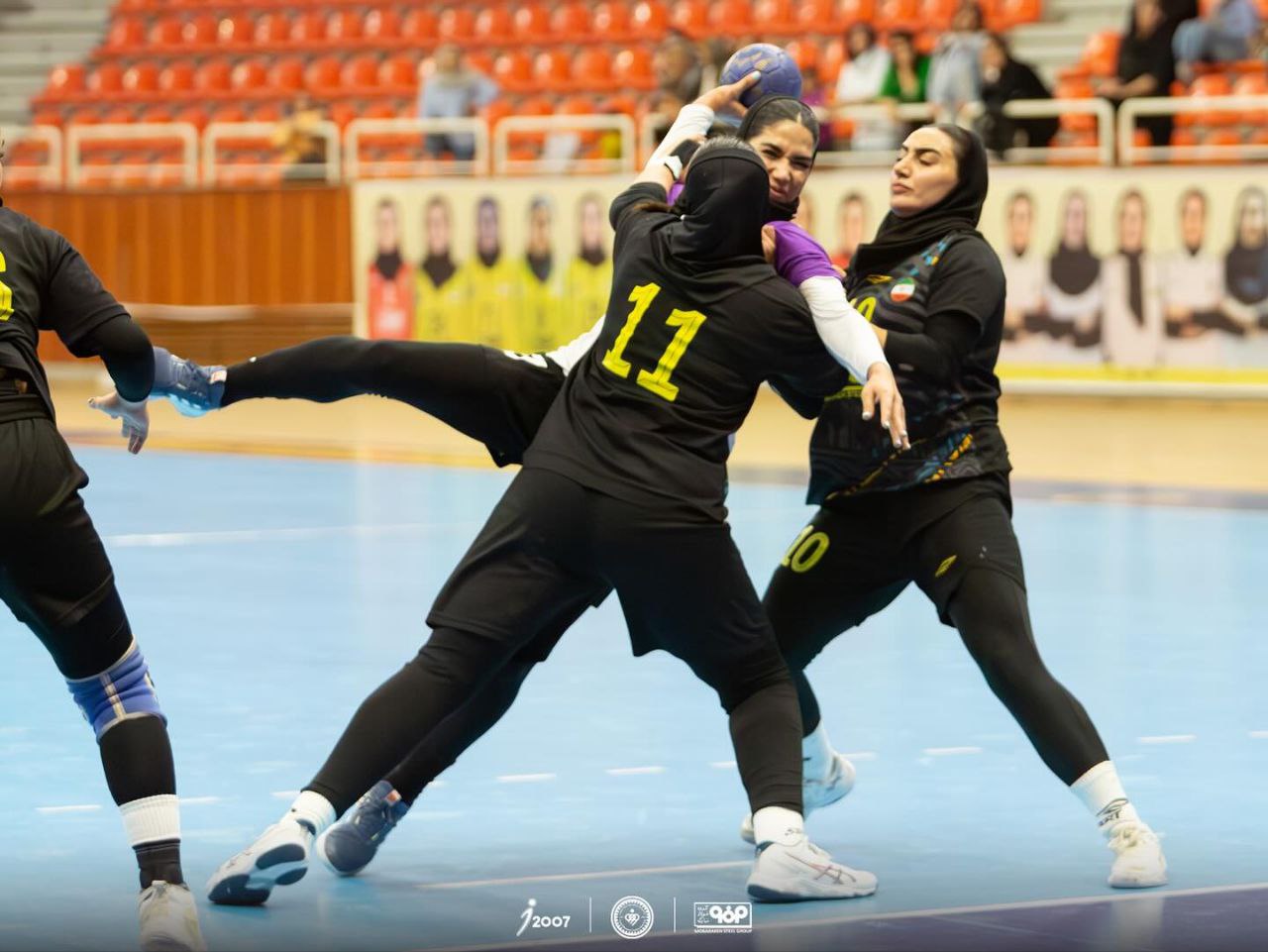 تصاویری دیدنی از لیگ برتر هندبال زنان ایران