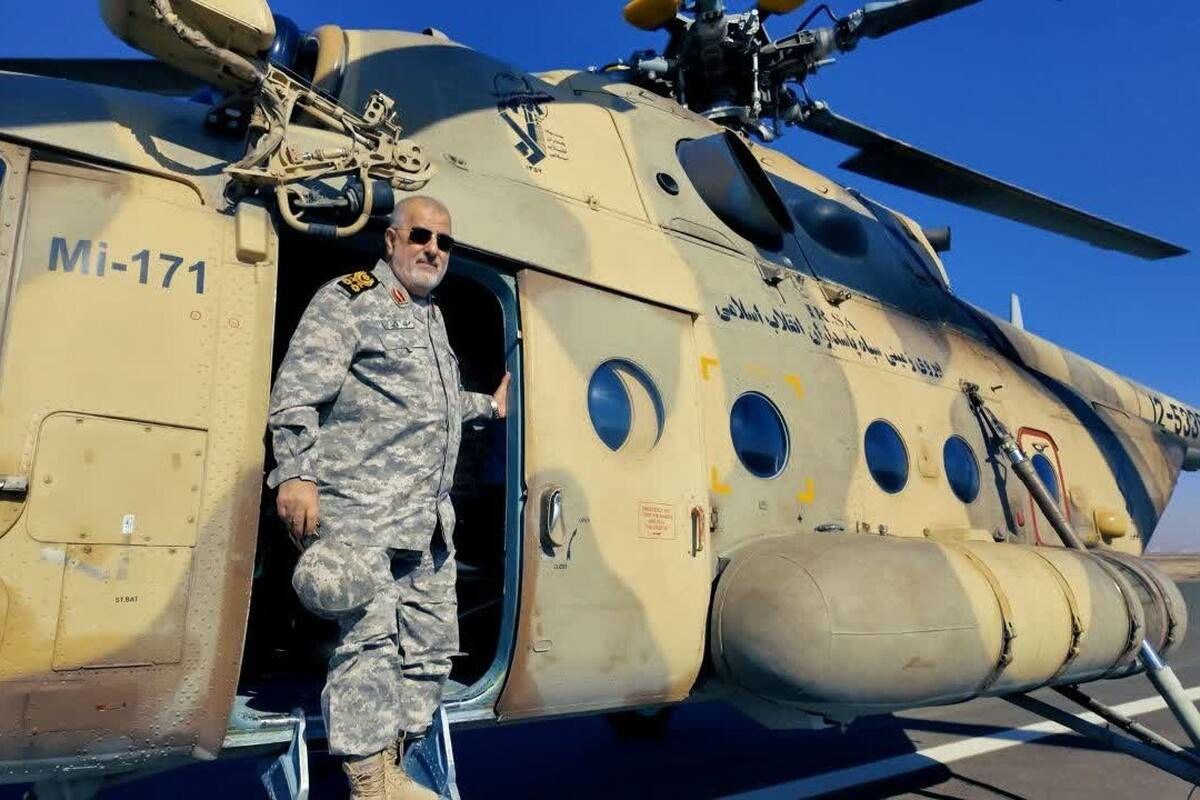 عکس/ مانور پهپادی یگان سجیل با حضور فرمانده کل سپاه