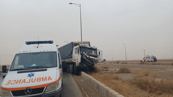 لغزندگی در محور قوچان به چناران منجر به تصادف زنجیره‌ای شد