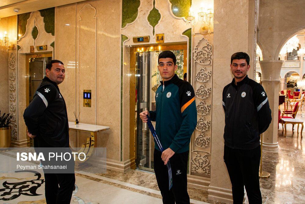 نشست خبری سرمربیان تیم‌های فوتبال سپاهان ایران و آخال ترکمنستان