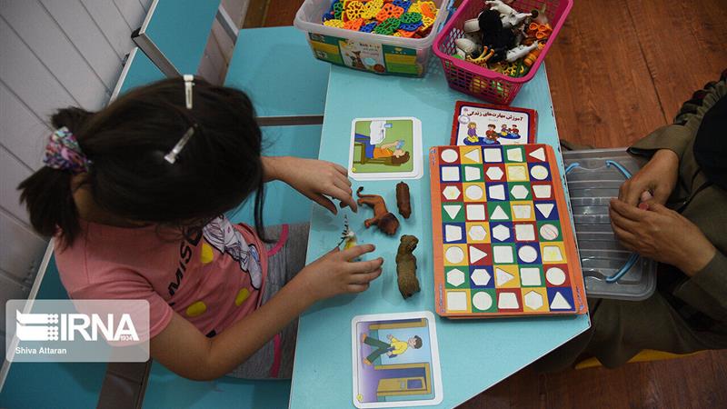 تحصیل ۴۴ دانش‌آموز مبتلا به اتیسم در خراسان جنوبی