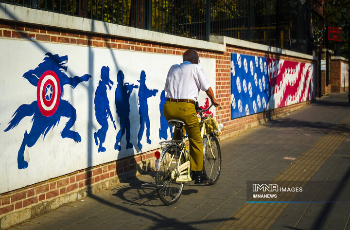 نقش حقیقت بر دیوار استکبار