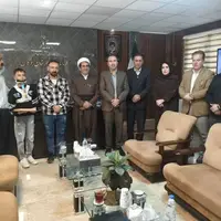 دلجویی از دانش آموز بوکانی توسط امام جمعه و فرماندار