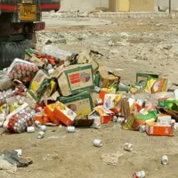 معدوم‌سازی بیش از ۴۶ تن مواد غذایی فاسد در آبادان