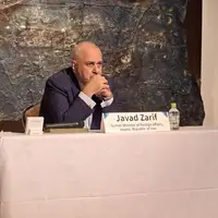 ظریف: آمریکا خیال تسلیم بی‌قیدوشرط ایران را رها کند و به مذاکرات واقعی روی آورد