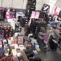 کشف ۱۱ هزار قلم لوازم آرایشی و بهداشتی قاچاق در شهریار