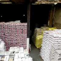 کشف ۲۱۶ تن برنج احتکاری/ محتکران کالاهای اساسی در زمین دشمن بازی می‌کنند