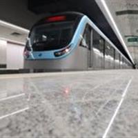 تسریع تحویل واگنهای متروی قم و آغاز نوسازی صنایع