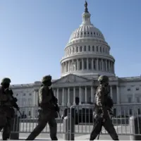 پولیتیکو: آمریکا در آستانه موج تازه‌ای از خشونت سیاسی است