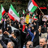 جهان اسلام در برابر سیاست‌های استکباری آمریکا متحد شود