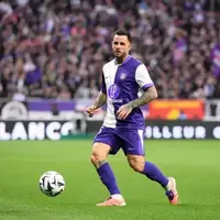 اتهام به بازیکن نروژی؛ گفت بوی بدی می‌دهی!