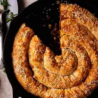 خمیر یوفکا با گوشت چرخ کرده