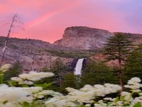 ال کاپیتان، مکان دیدنی صخره ای شکل معروف در کالیفرنیا