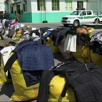 توقیف ۲ محموله پوشاک قاچاق در اندیمشک 