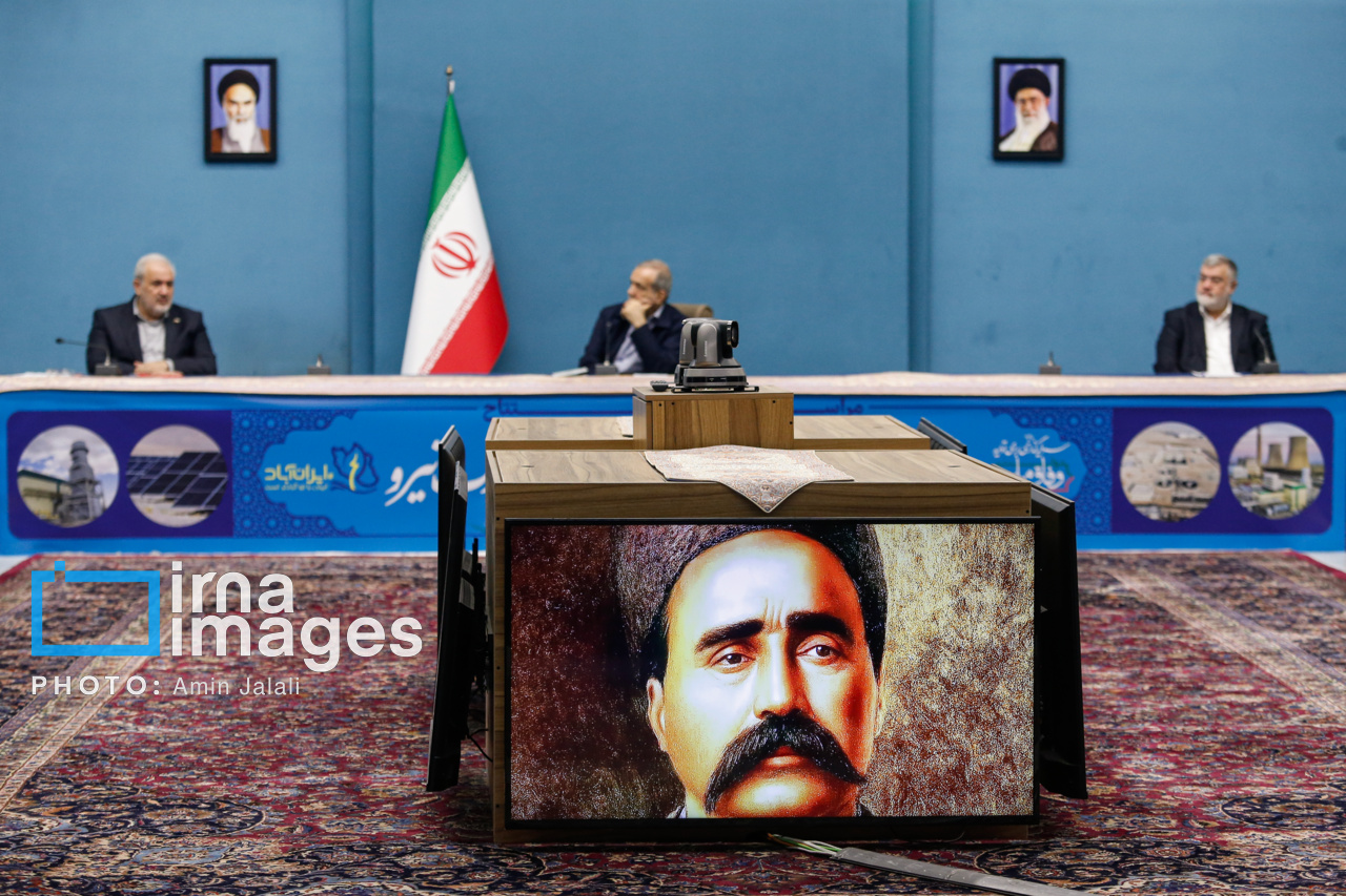 عکس/ افتتاح پروژه‌های صنعت آب و برق