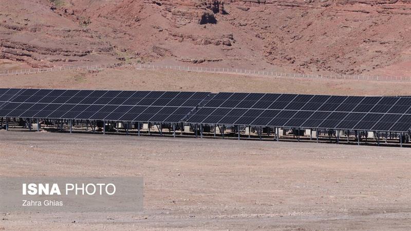 مدیرعامل شرکت توزیع نیروی برق استان: زنجان پیشتاز در احداث نیروگاه‌های خورشیدی است