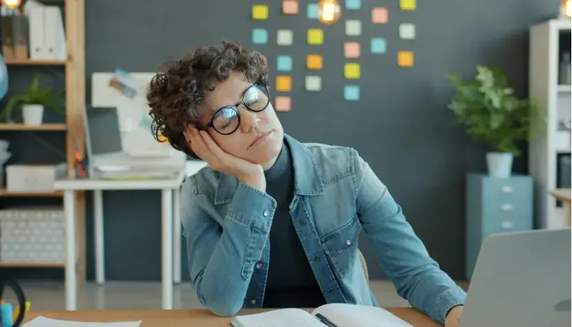 کشف تازه: مغز کثیف مقصر اصلی حواسپرتی شما پس از بیخوابی است