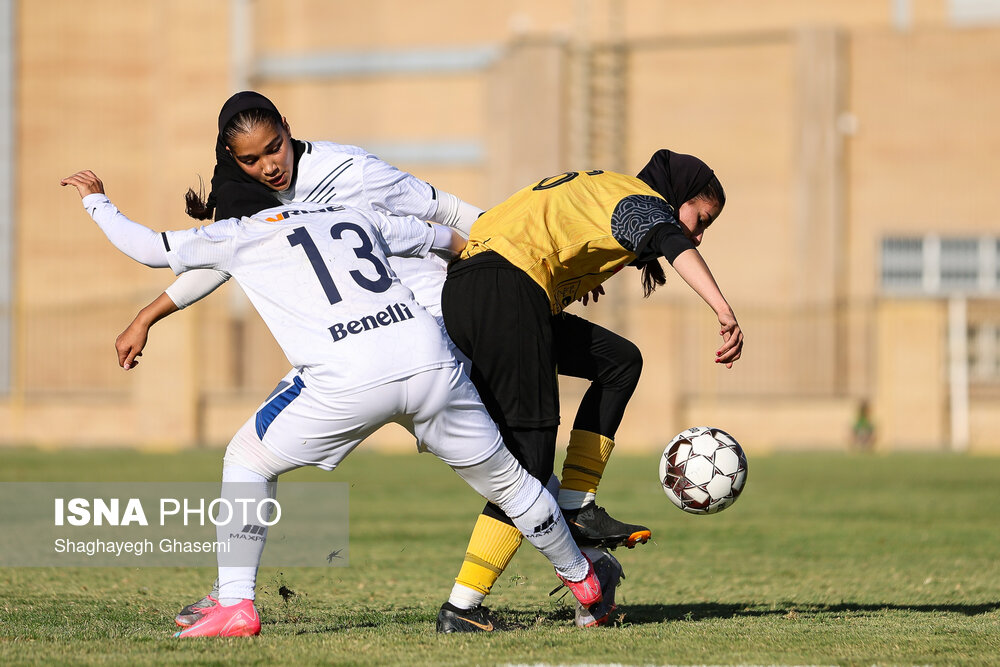 هفته چهارم لیگ برتر فوتبال بانوان ایران؛ سپاهان اصفهان و ملوان بندرانزلی
