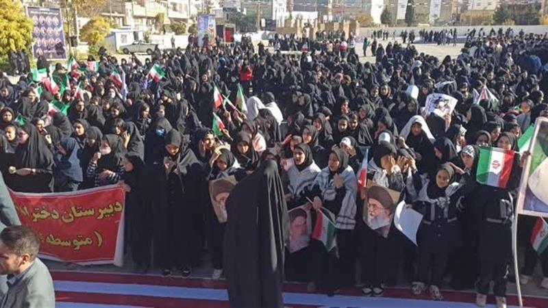 گزارش میدانی از راهپیمایی ۱۳ آبان در ایلام