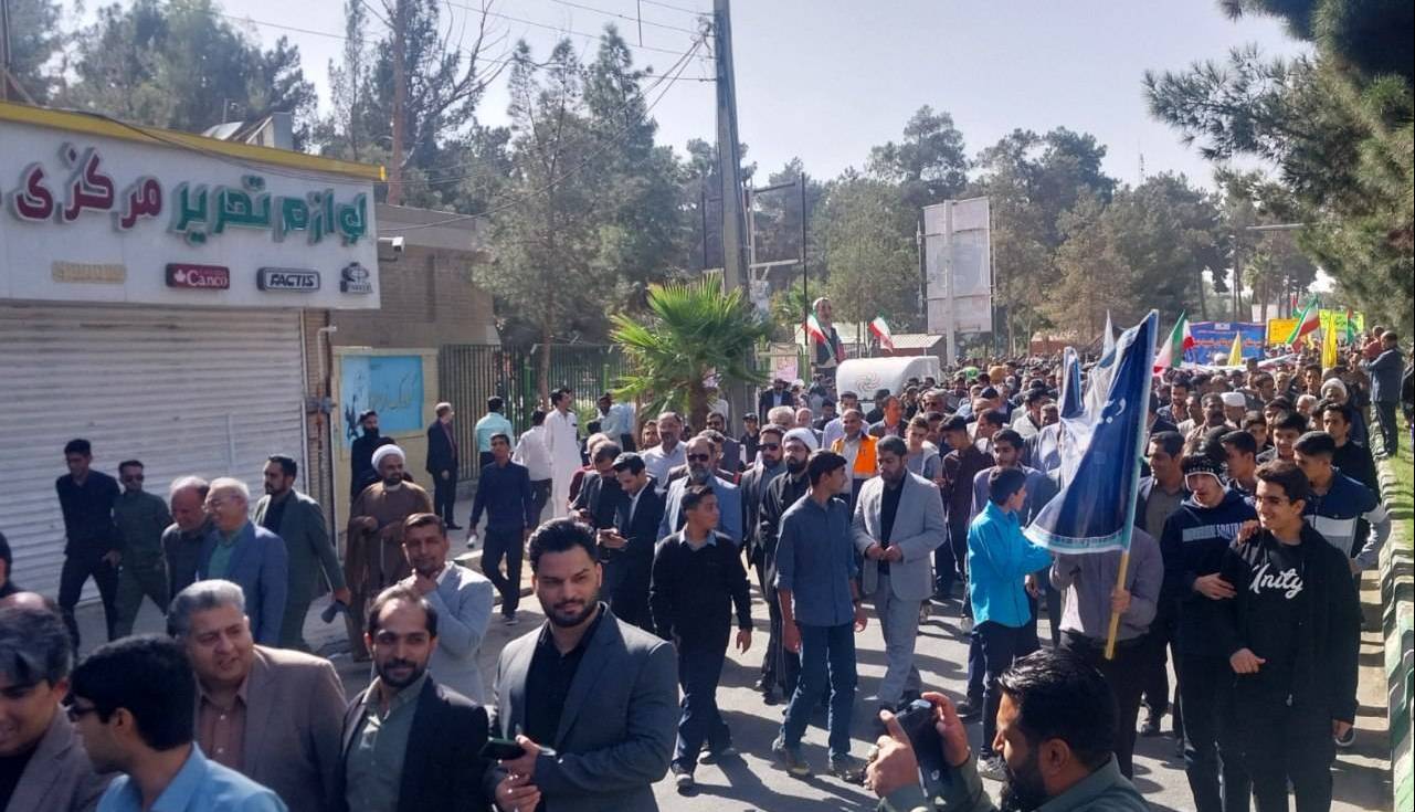 طنین فریاد مرگ بر استکبار در زاهدان