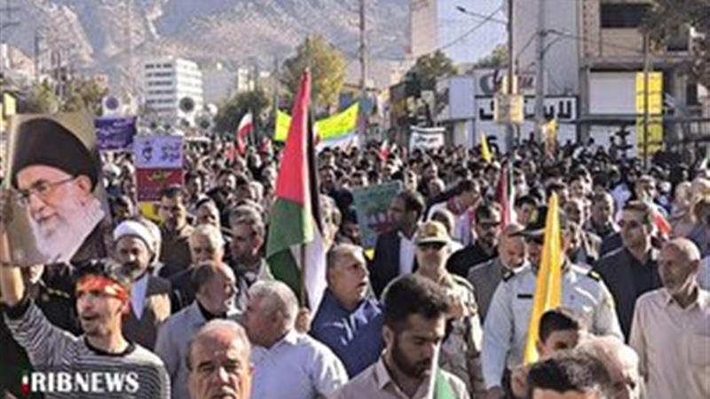 هر گام مردم در ۱۳ آبان، کوبشی بر دیوار استکبار