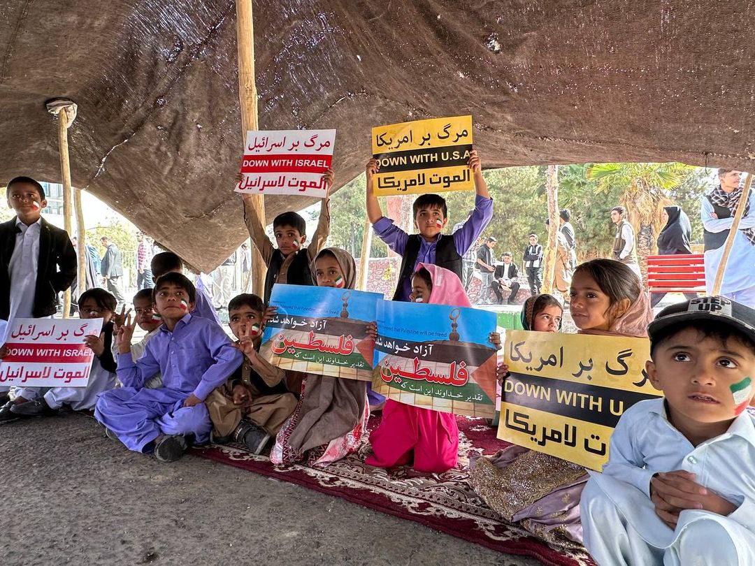 عکس/تصاویری از راهپیمایی ۱۳ آبان در زاهدان