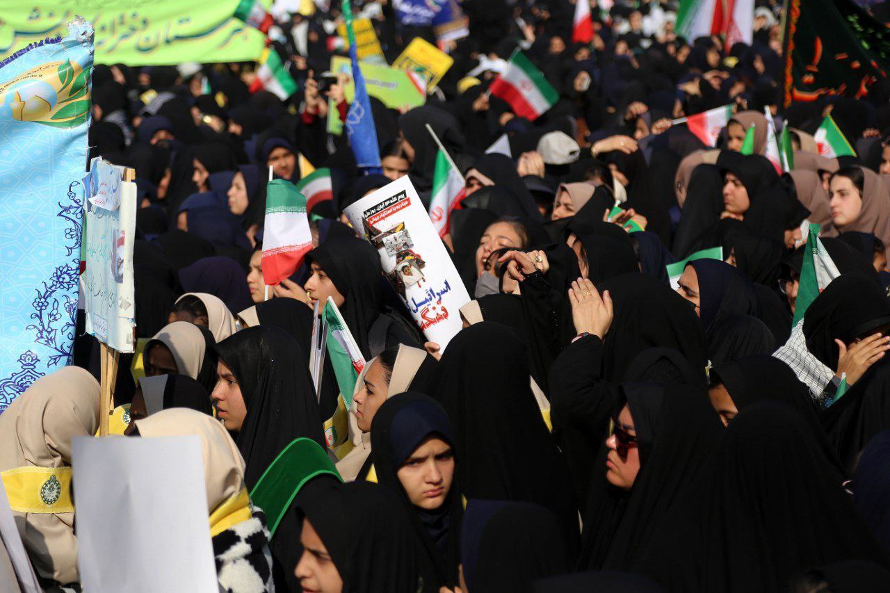 عکس/تصاویر منتخب از راهپیمایی روز ۱۳ آبان مشهد