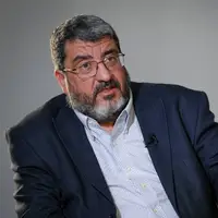 فواد ایزدی: دشمنی‌های آمریکا، ارتباطی با تسخیر سفارت ندارد