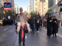 ابتکار جالب یک هموطن در حاشیه مراسم ۱۳ آبان!