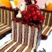 کیک یخچالی خوش طعم