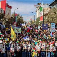 راهپیمایی ۱۳ آبان نمایش وحدت ملی و وفاداری به آرمانهای انقلاب اسلامی