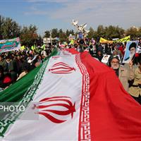 امام جمعه سلطانیه: مرگ بر آمریکا نتیجه تجربه ملت ایران است