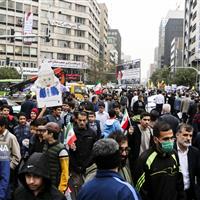 یوم‌الله ۱۳ آبان تا استکبار هست تکرار می‌شود