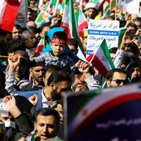 ۱۳ آبان روز بازخوانی تاریخ، نمادی از ایستادگی و آزادی