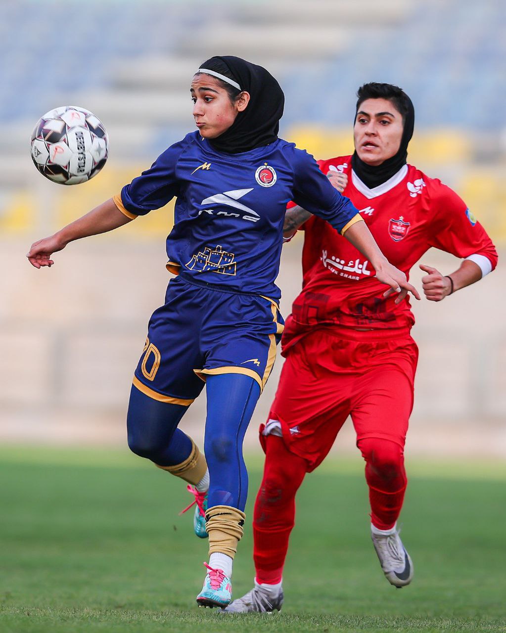 تصاویری از  پیروزی تیم خاتون بم بانوان مقابل پرسپولیس