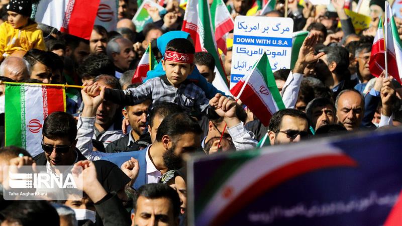 ۱۳ آبان روز بازخوانی تاریخ، نمادی از ایستادگی و آزادی