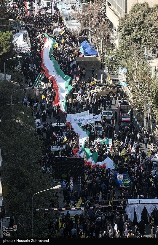 عکس/ تصاویری از راهپیمایی یوم‌الله 13 آبان در تهران 