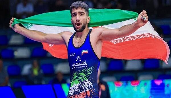 ستاره کشتی فرنگی زیر تیغ جراحی رفت